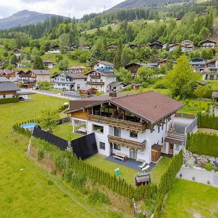 Apartment Building Ferien, Neukirchen
