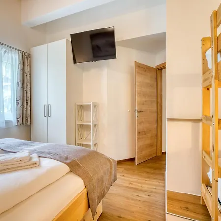 Apartamento Building Ferien, Neukirchen