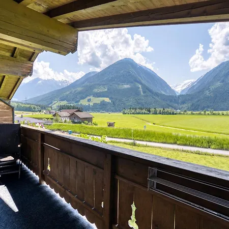 Building Ferien, Neukirchen アパート Rosenthal