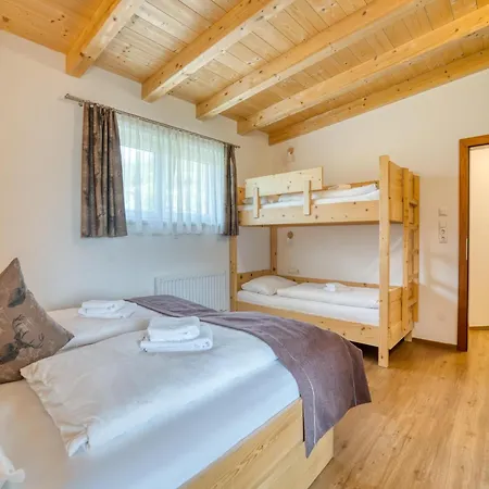 Building Ferien, Neukirchen アパート *