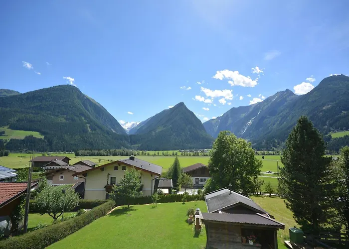 Building Ferien, Neukirchen