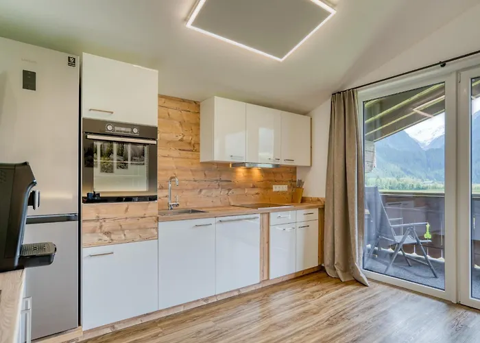 Appartement Building Ferien, Neukirchen